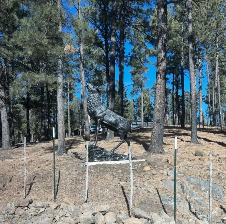 Aluminum garden statues